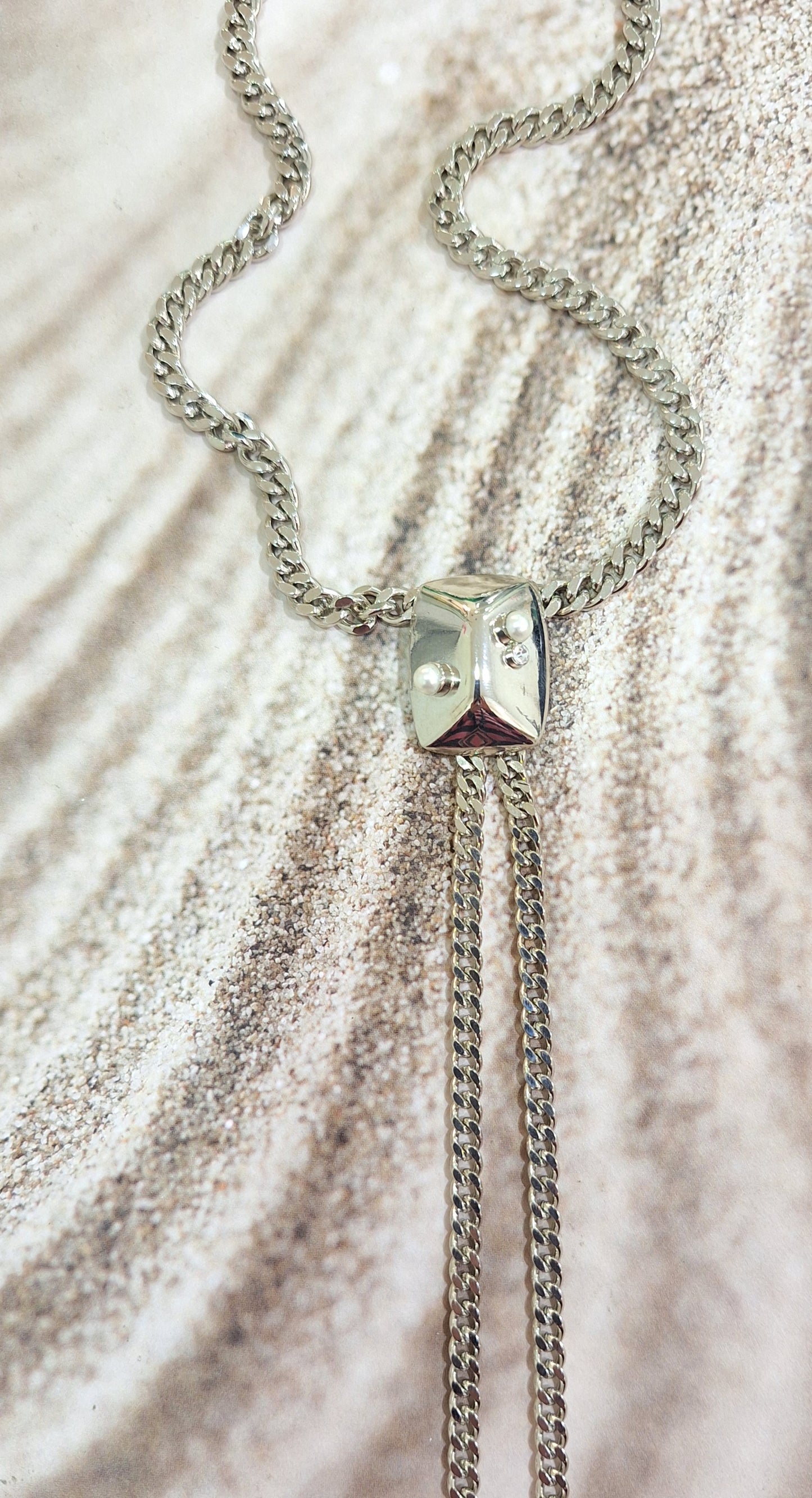 COLLANA CON DOPPIO FILO AMARANTA