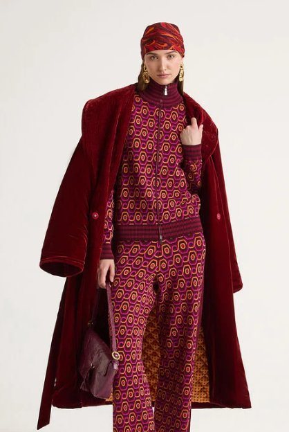 CARDIGAN ROLLING CHAIN